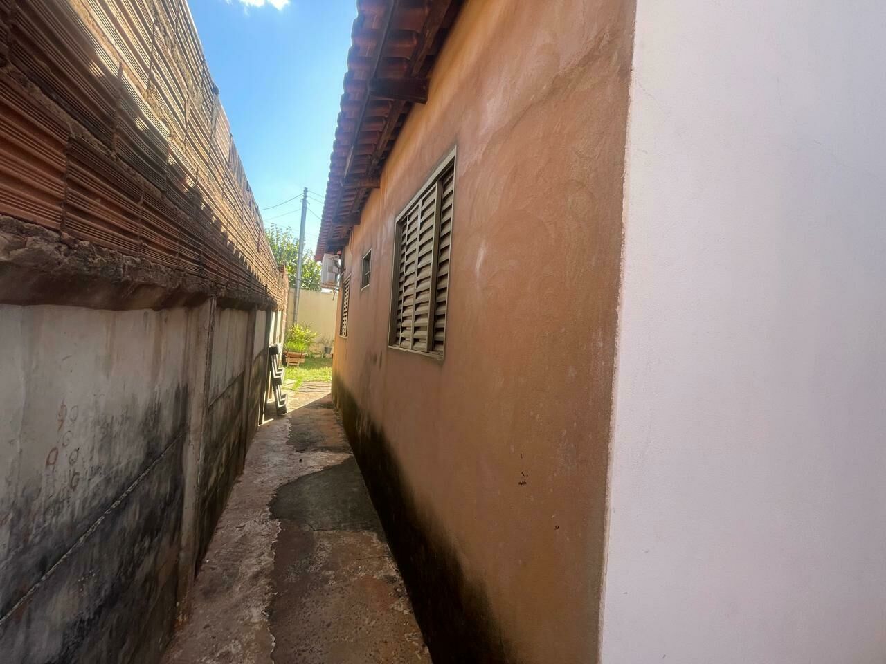 Imagem do VENDA - CASA NO SETOR ÁGUA FRIA